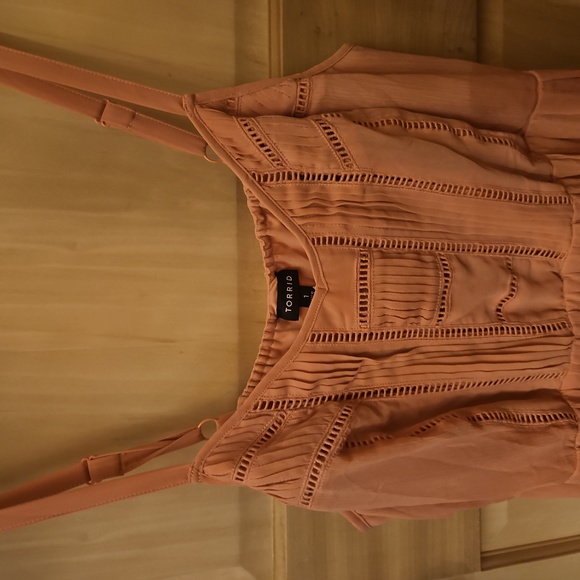 Torrid Blush Pleat & Eyelet Chiffon Maxi Dress 1X - Picture 5 of 5